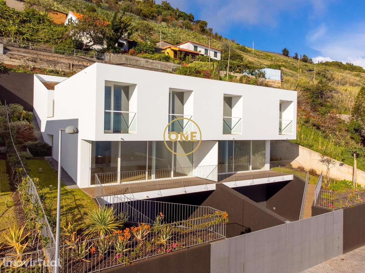 Moradia T4 - Grande imagem: 3/24