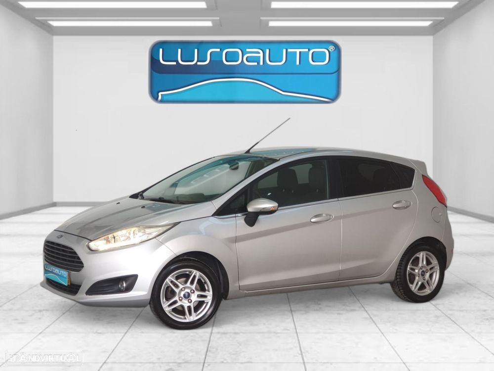 Ford Fiesta 1.0 T EcoBoost Titanium PowerShift - 1