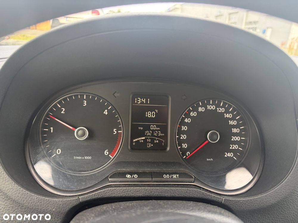 Volkswagen Polo 2013 photo 3