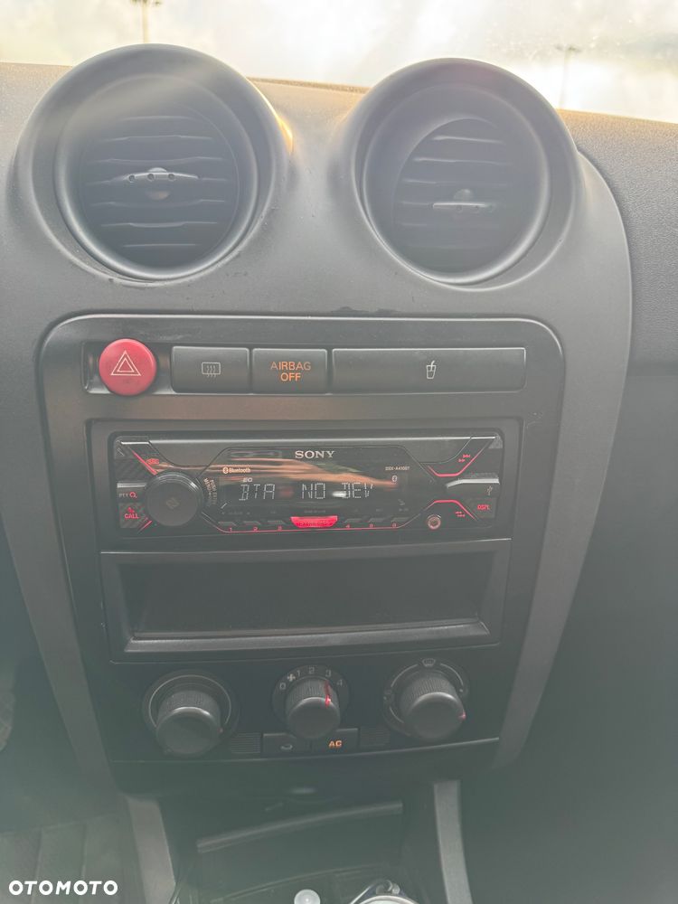 Seat Ibiza SC 1.4 16V Style - 9