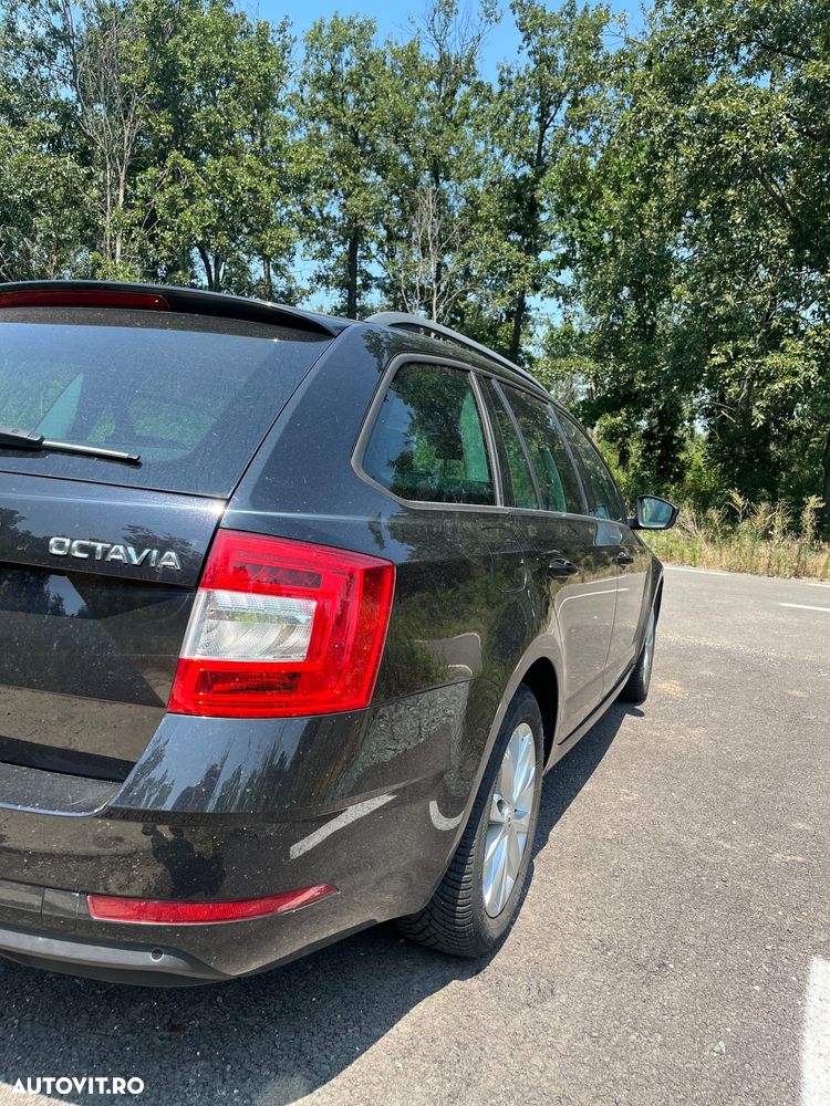 Skoda Octavia 1.6 TDI Clever - 5