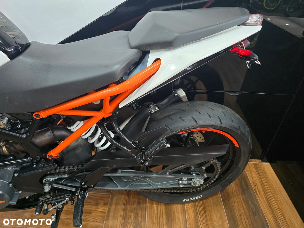 KTM Duke - 11