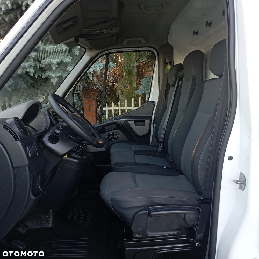 Renault Master - 18