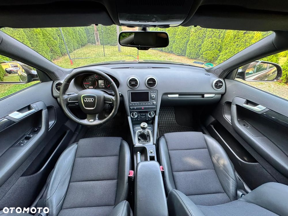 Audi A3 Sportback 2.0 TDI DPF S line Sportpaket - 16