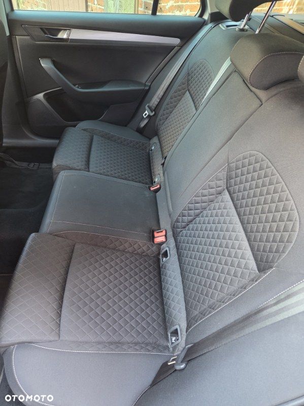 Skoda Superb 1.5 TSI Ambition DSG - 19