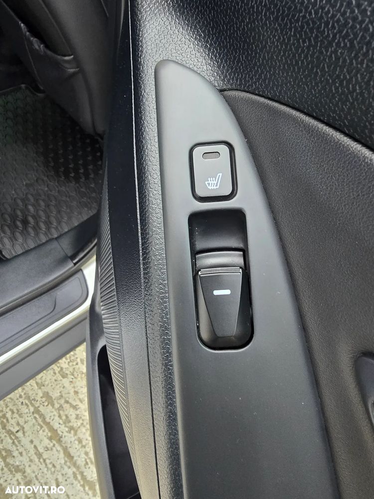 Hyundai ix35 2.0 CRDI 4WD Premium - 11