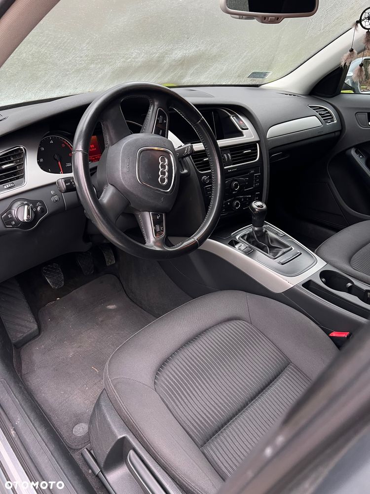 Audi A4 Avant 2.0 TDI DPF Ambition - 13