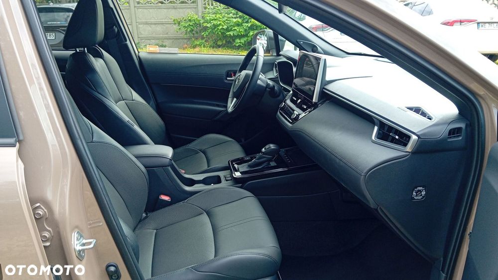 Toyota Corolla Cross 2.0 Hybrid Executive - 8
