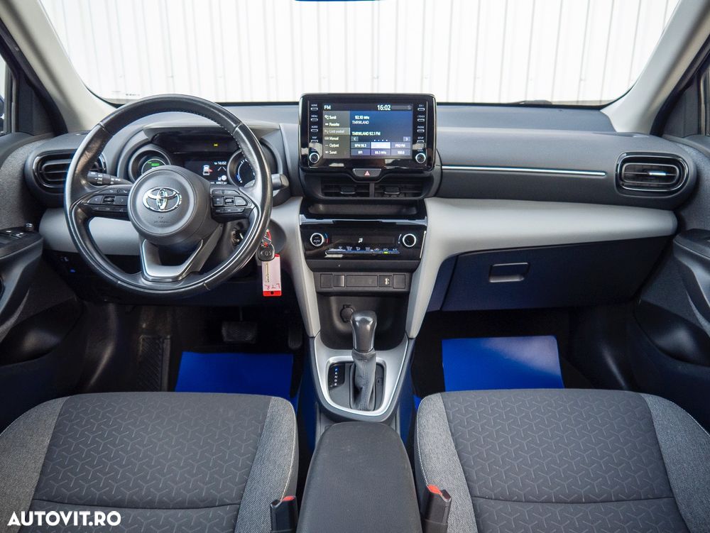 Toyota Yaris Cross 1.5 VVT-i HSD 4x2 Active - 30