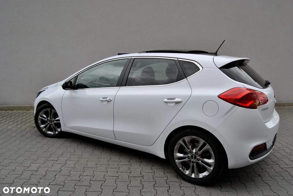 Kia Ceed 1.6 GDI Spirit - 11