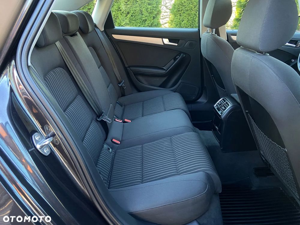 Audi A4 Limousine 1.8 TFSI Ambiente - 8