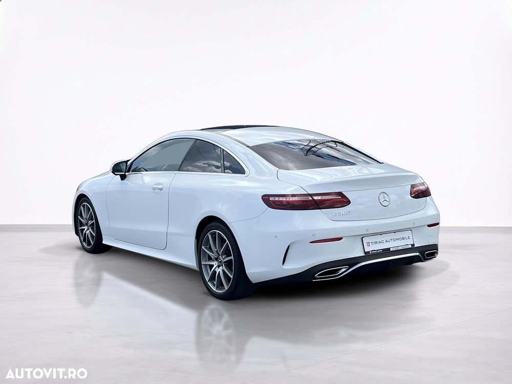 Mercedes-Benz E 300 9G-TRONIC AMG Line - 4