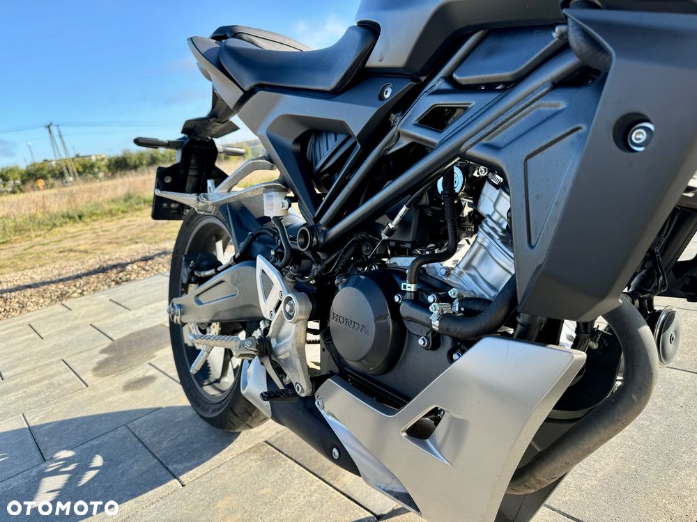 Honda CB - 18