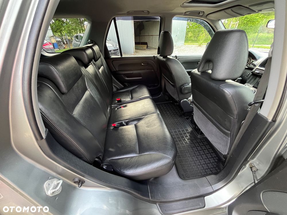 Honda CR-V 2.0i Executive - 37