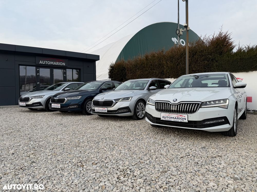 Skoda Octavia 2.0 TDI DSG Style - 12