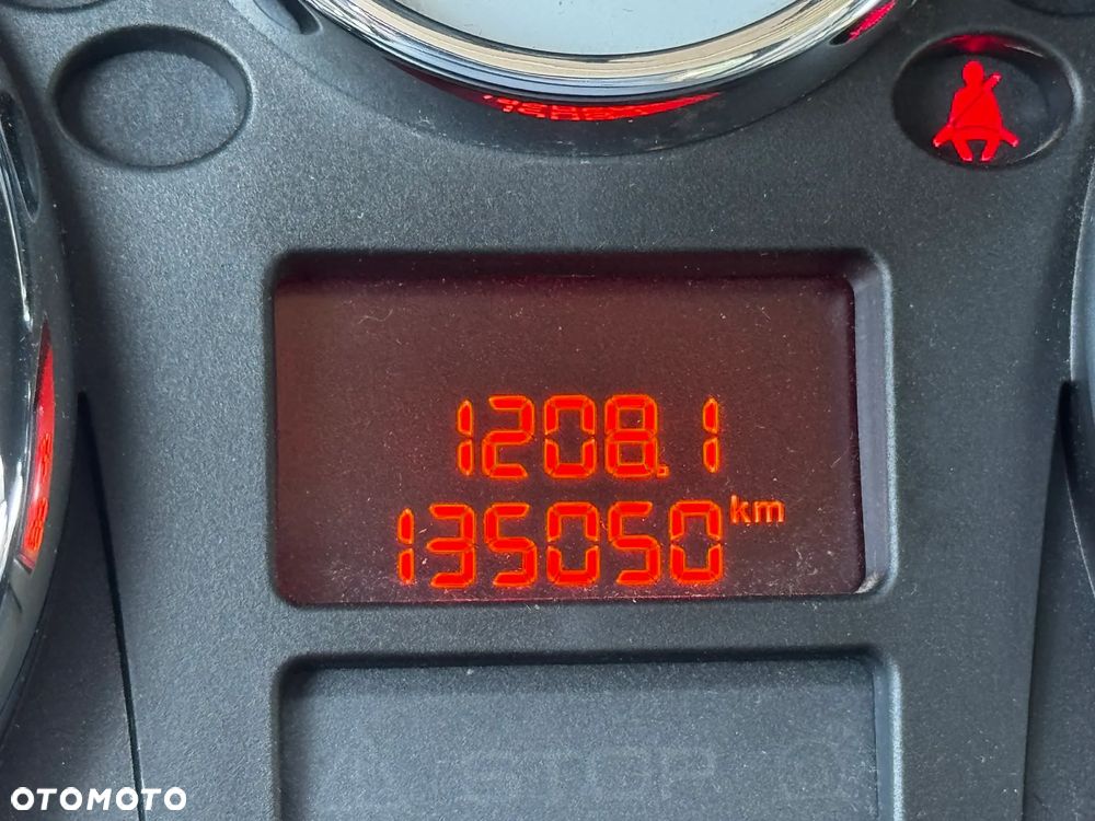 Peugeot 207 CC - 23