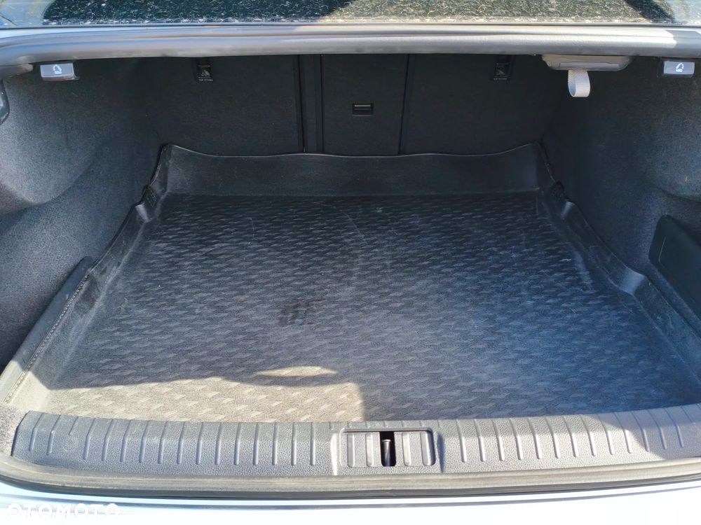 Volkswagen Passat 1.4 TSI BMT ACT Comfortline - 16