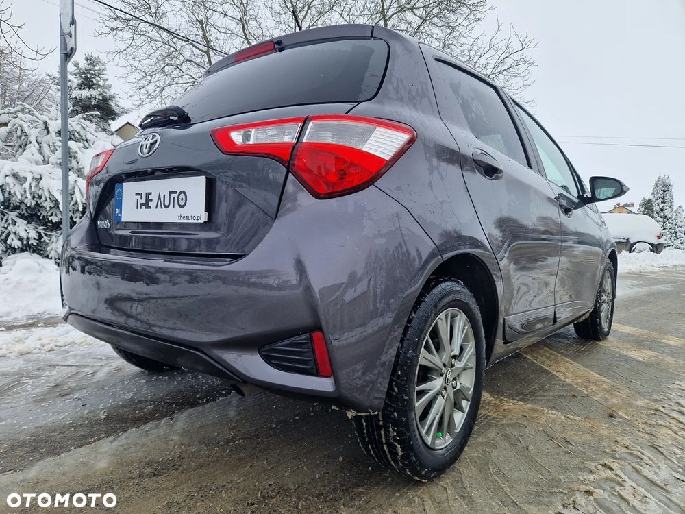 Toyota Yaris 1.5 Premium CVT - 8