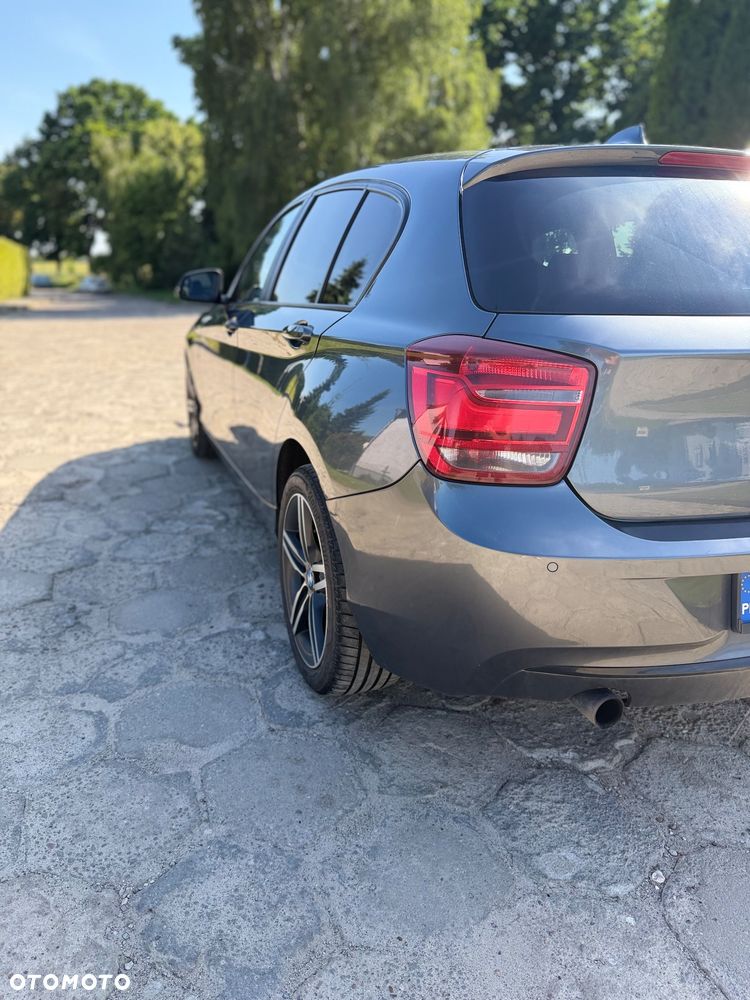 BMW Seria 1 116i - 5