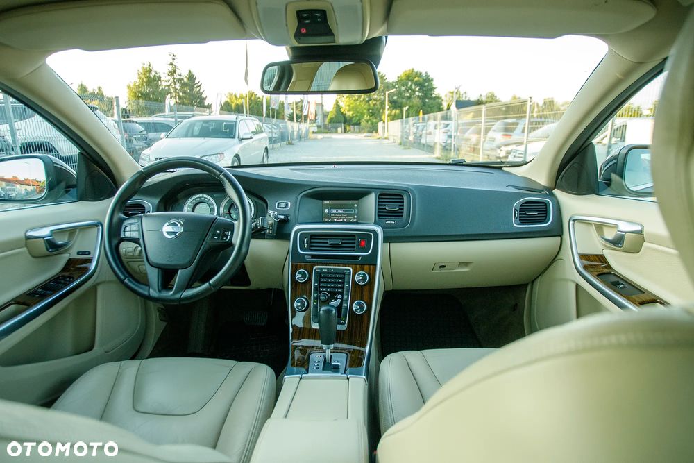 Volvo S60 T6 AWD Summum - 4