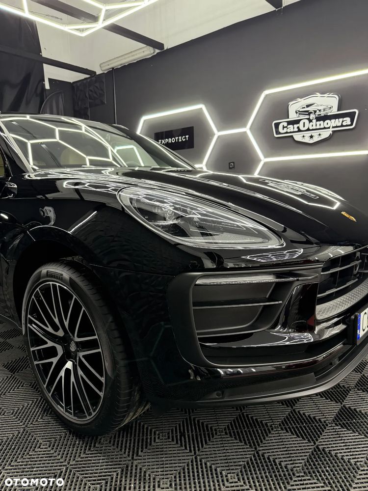 Porsche Macan - 2