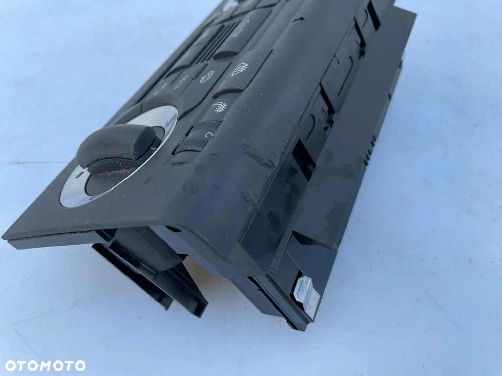 Panel klimatyzacji nawiewu Audi A3 8P 8P0820043N - 6