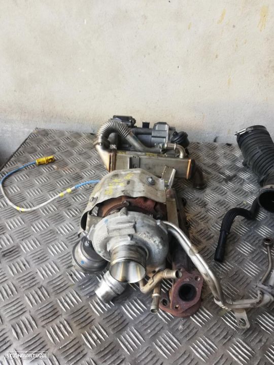 Turbo Renault Laguna III 2.0Dci motor M9R814 ref: Garret GTA1549 LV - 5