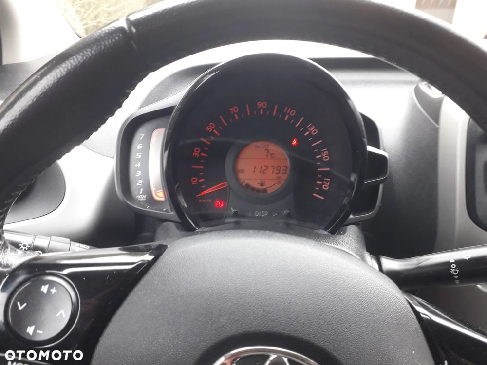 Toyota Aygo x-cite Style Selection - 5