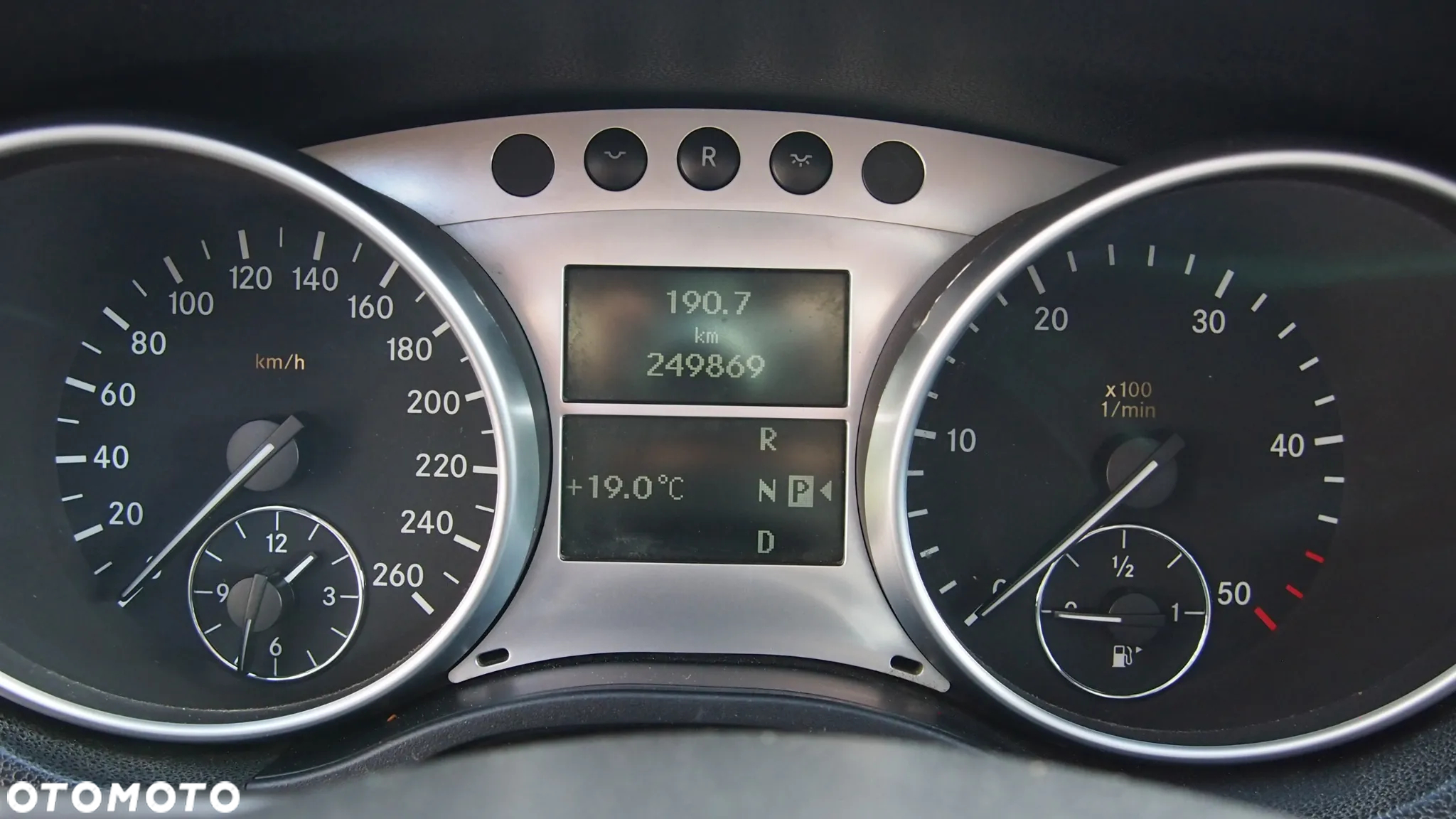 Mercedes-Benz ML 320 CDI 4Matic 7G-TRONIC - 6