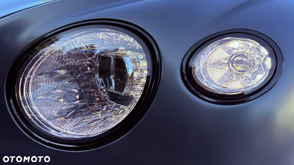 Bentley Continental GT V8 S - 16