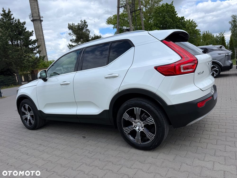 Volvo XC 40 - 40