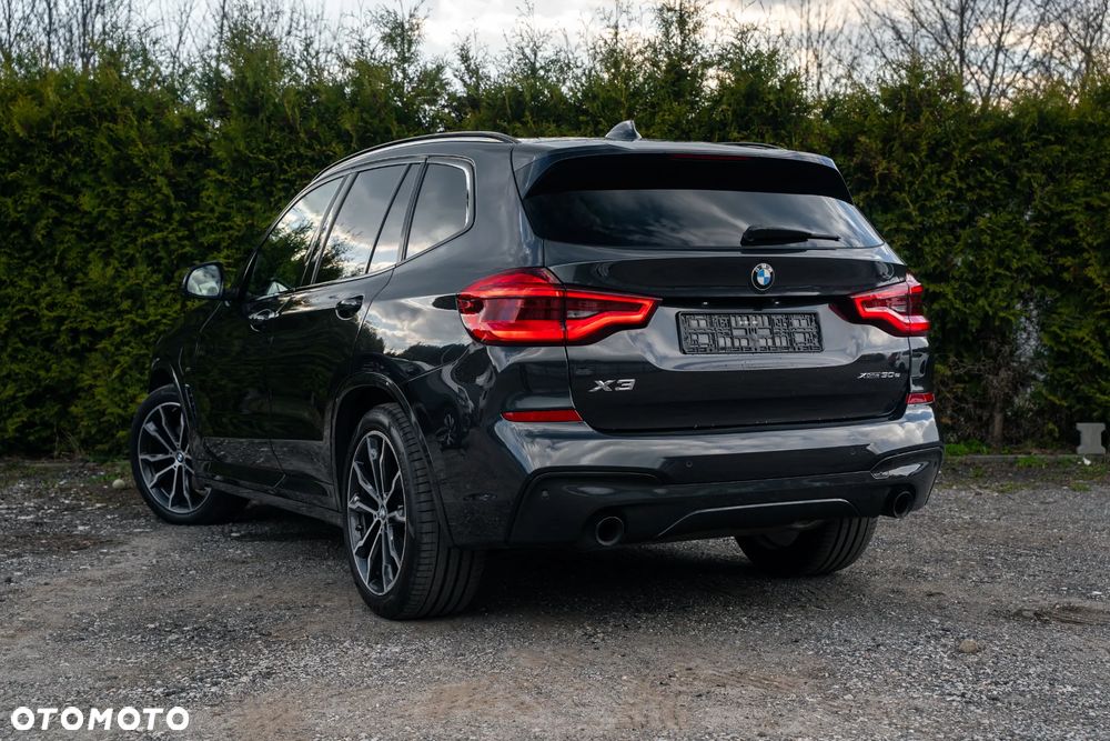 BMW X3 xDrive30e M Sport Edition - 4