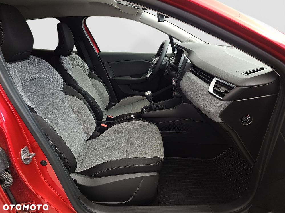 Renault Clio 1.0 TCe Evolution - 29