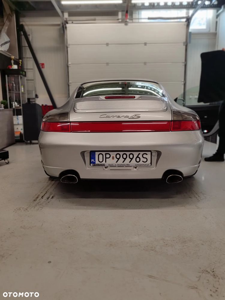 Porsche 911 - 26