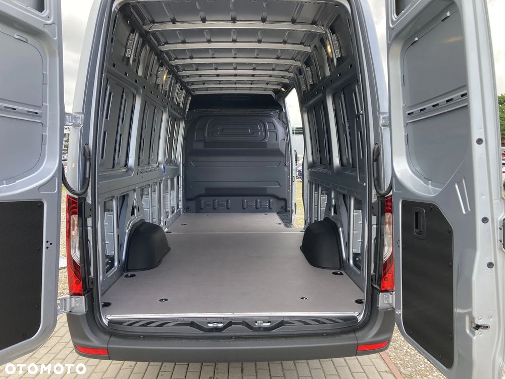 Mercedes-Benz Sprinter 319cdi - 9