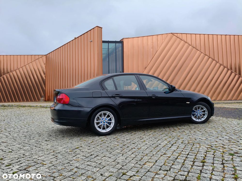 BMW Seria 3 316d - 4