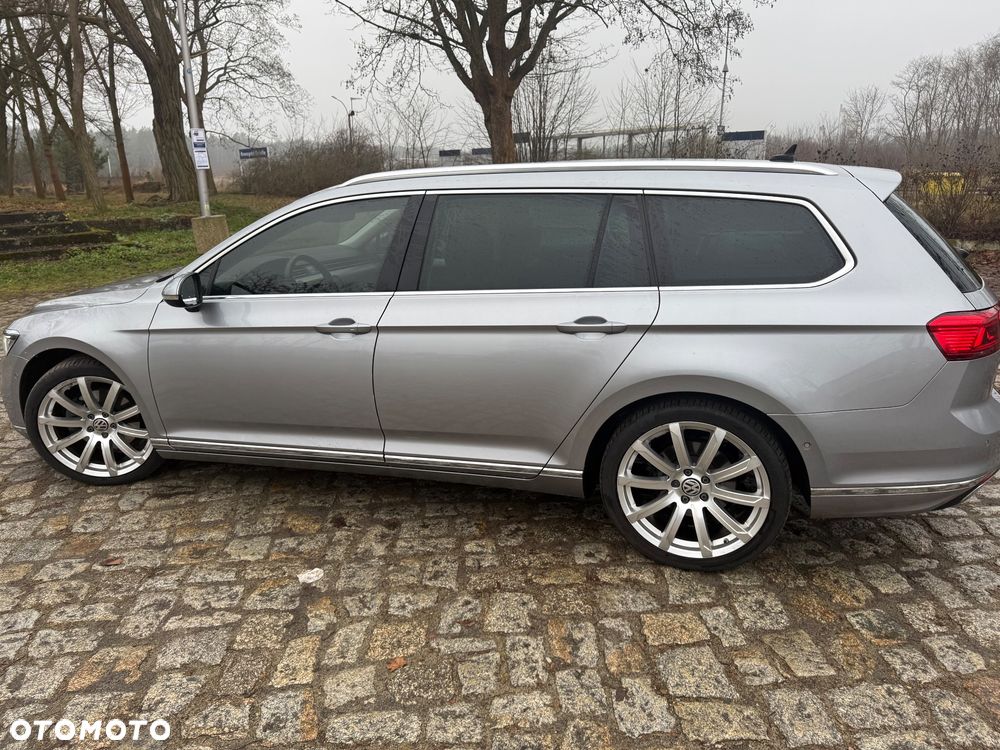 Volkswagen Passat - 8