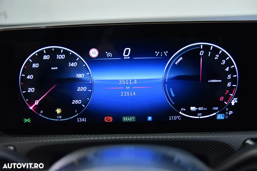 Mercedes-Benz A 250 e 8G-DCT - 11