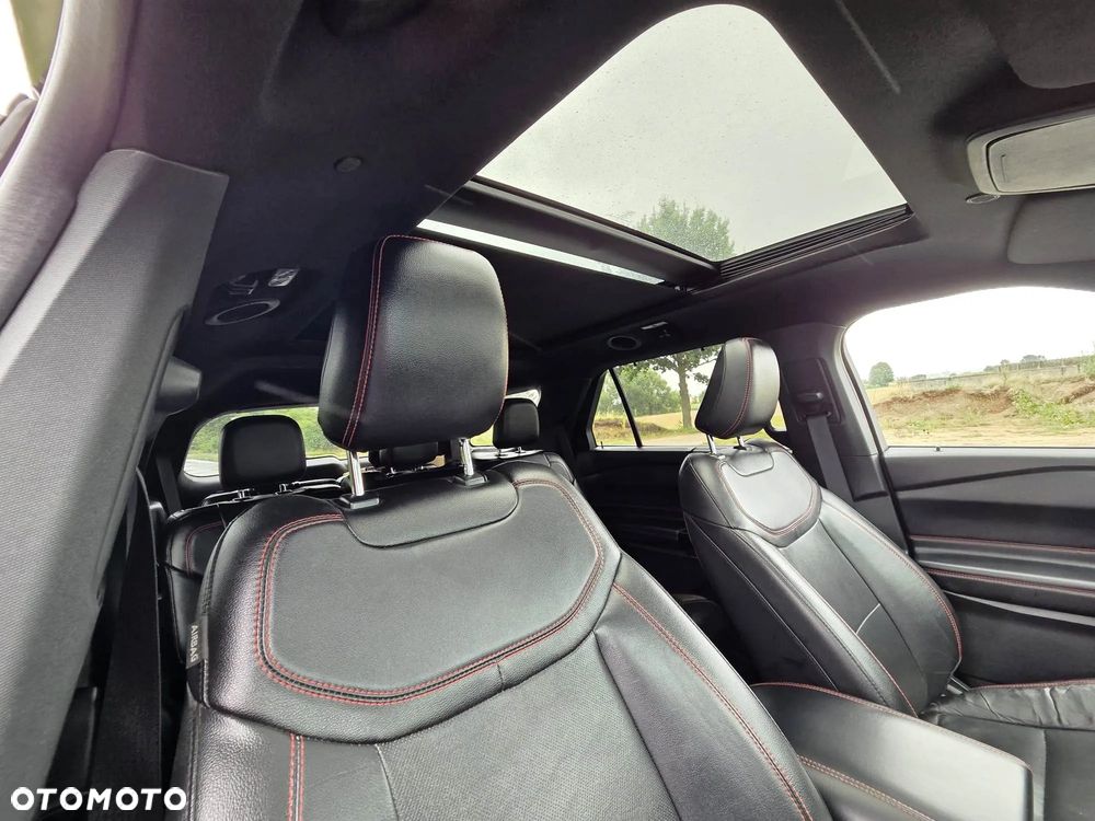 Ford Explorer 3.0 EcoBoost PHEV 4WD ST-Line - 12