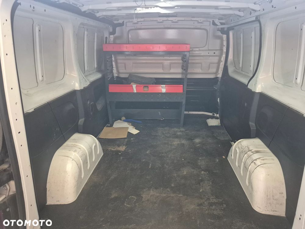 Renault Trafic - 13