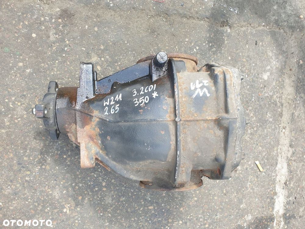 MOST DYFER DYFERENCJAŁ TYLNY TYŁ MERCEDES-BENZ W211 3.2 CDI - 2