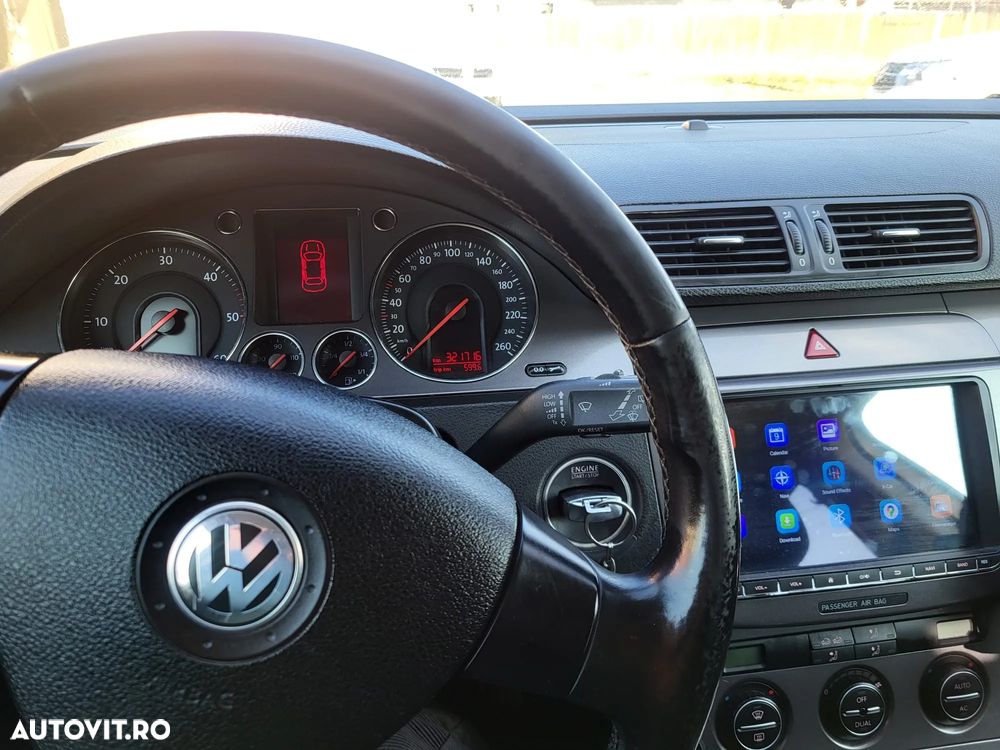 Volkswagen Passat 1.9 TDI DPF Trendline BlueMotion - 7