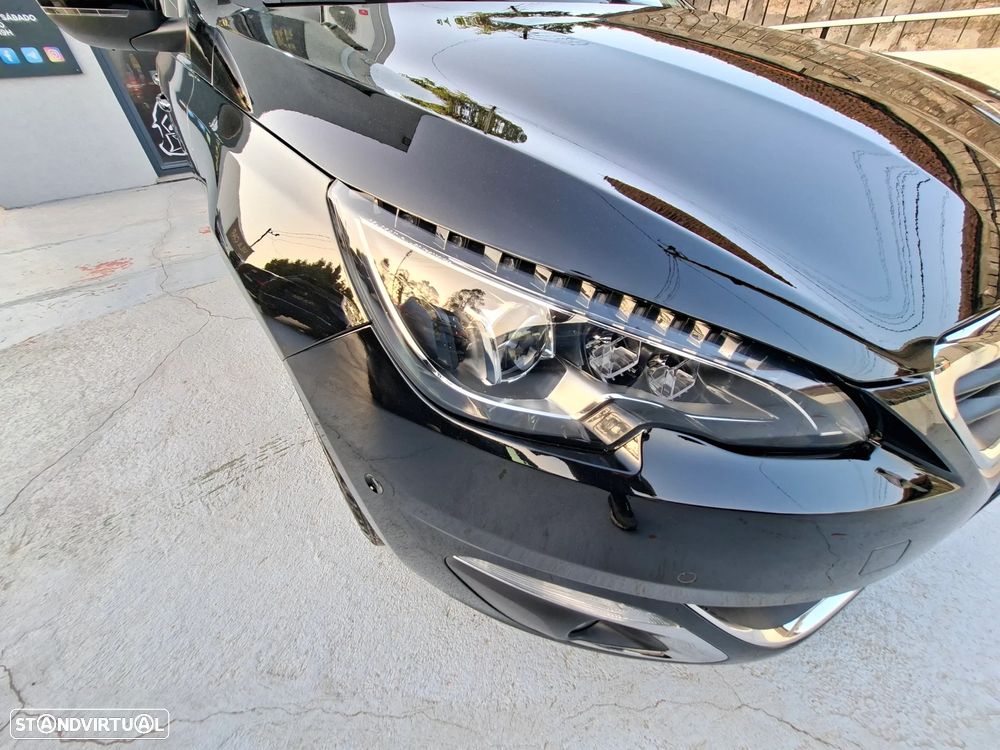 Peugeot 308 1.2 PureTech Allure EAT8 - 4