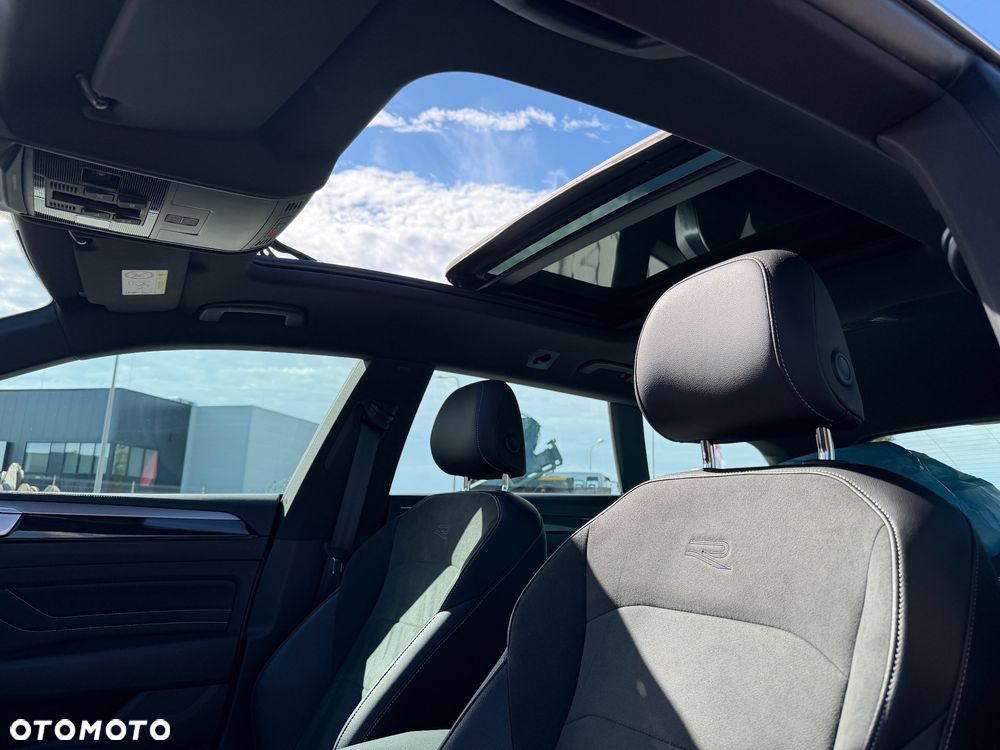 Volkswagen Arteon 2.0 TDI SCR 4Motion DSG R-Line - 14