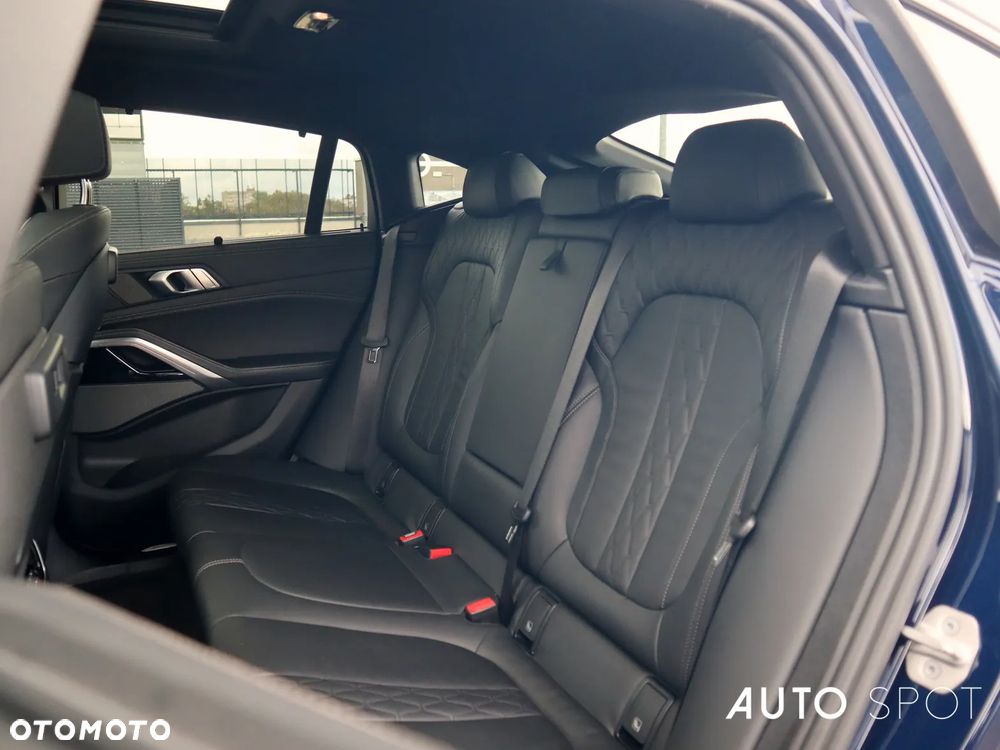 BMW X6 M50i - 40