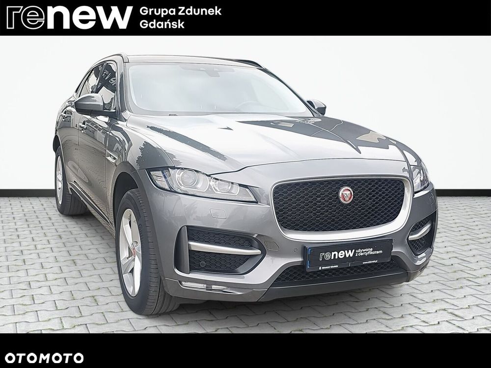 Jaguar F-Pace - 3