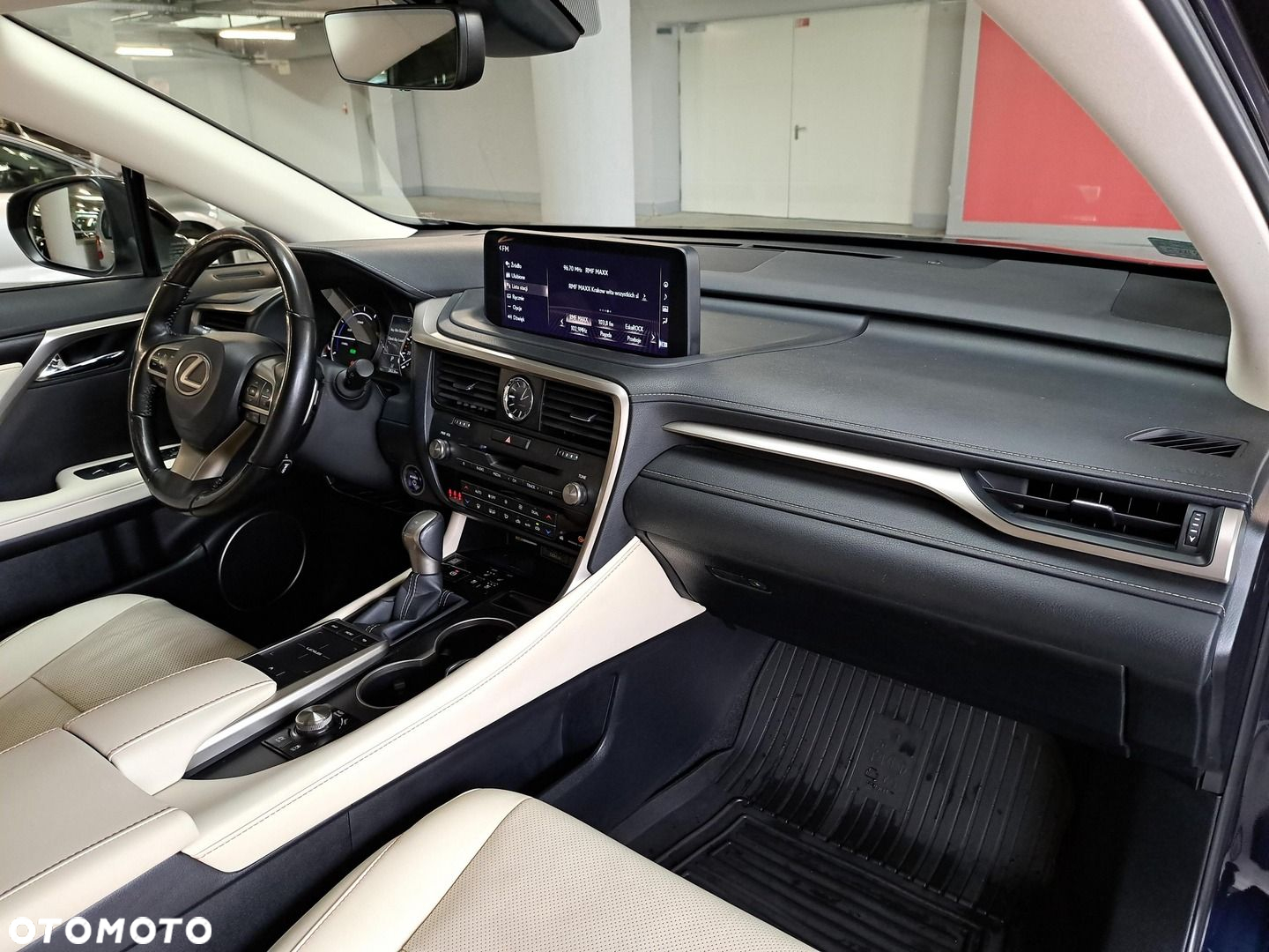 Lexus RX 450h F-Impression - 16