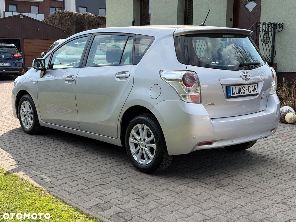 Toyota Verso 1.8 Multidrive Edition - 38