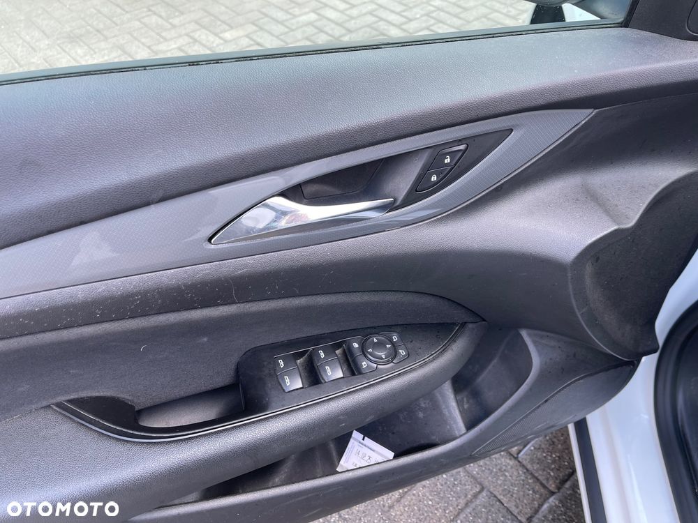 Opel Insignia 1.6 (118g) Innovation - 21
