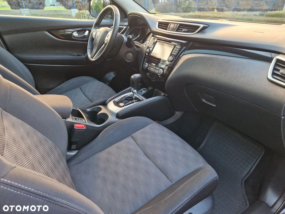 Nissan Qashqai - 30